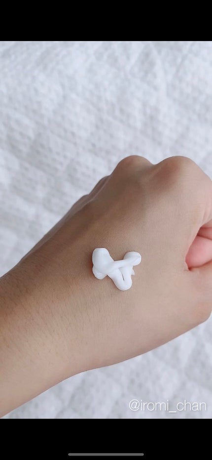 イッシ ザ ヘアミルク シルキーモイスト( ピュアフラワーブーケ)/ISSHI/アウトバストリートメントを使ったクチコミ(5枚目)