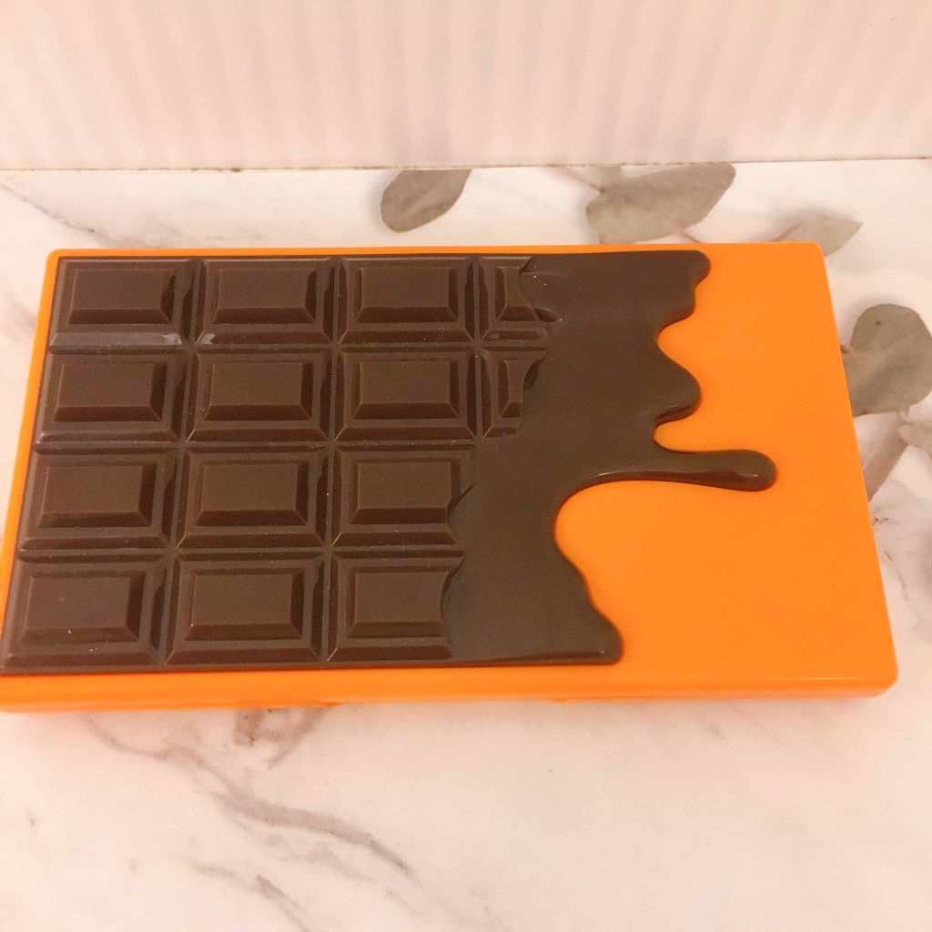 まいと on LIPS 「商品名「メイクアップレボリューション ミニチョコレート チョ..」(3枚目)