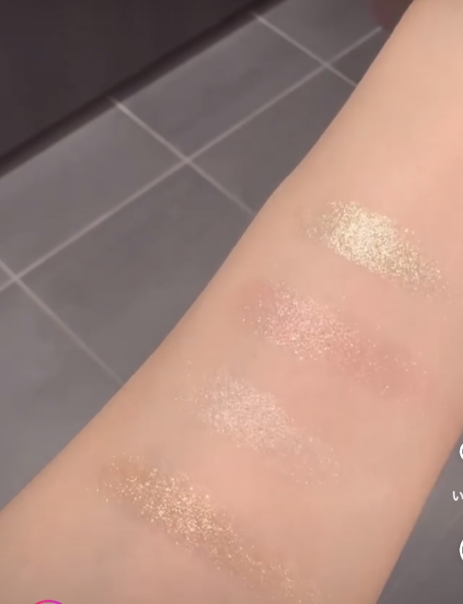 ディオール バックステージ フェイス グロウ パレット/Dior/ハイライトを使ったクチコミ（3枚目）