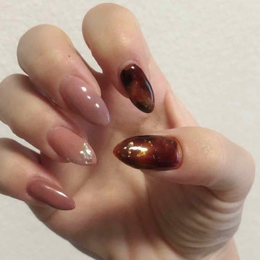 NAILTOWN NAILTOWN GEL  ネイルタウンジェル 30色セットのクチコミ「セルフでべっ甲ネイル

iro gel ブリーディングリキッド
・ブラウン
・イエロー
・ブラ.....」（2枚目）