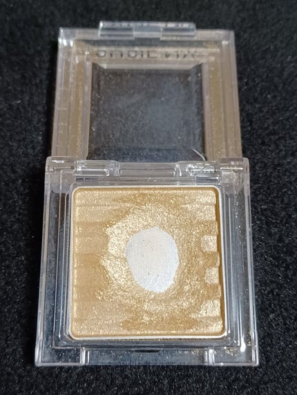 アイカラーテクスチャー グリッターフレーク/SUSIE N.Y./単色アイシャドウを使ったクチコミ(4枚目)