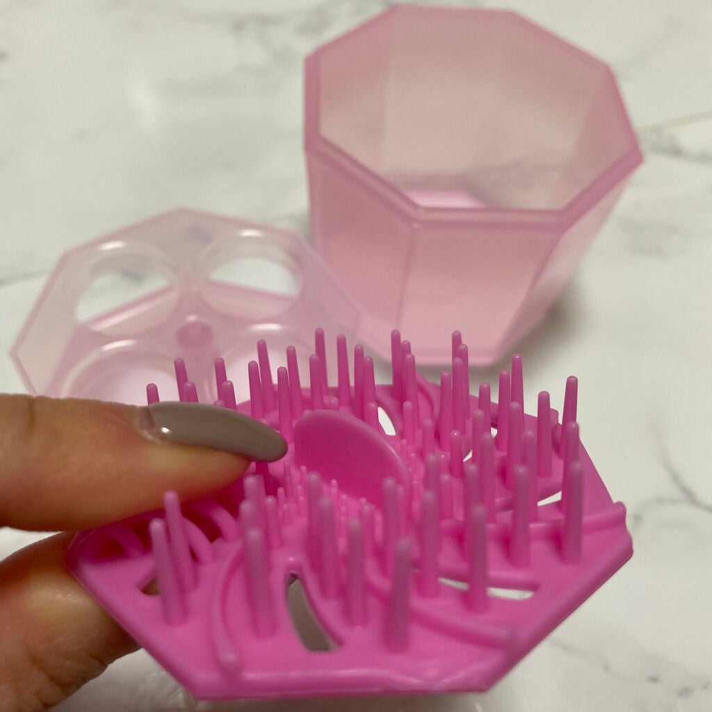 メイクブラシ専用クリーナー/DAISO/その他化粧小物を使ったクチコミ(2枚目)