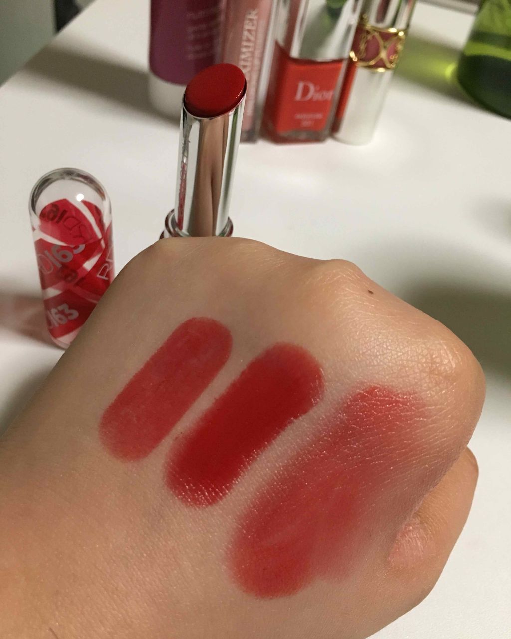 ルージュ アンリミテッド ラッカーシャイン/shu uemura/口紅を使ったクチコミ（3枚目）