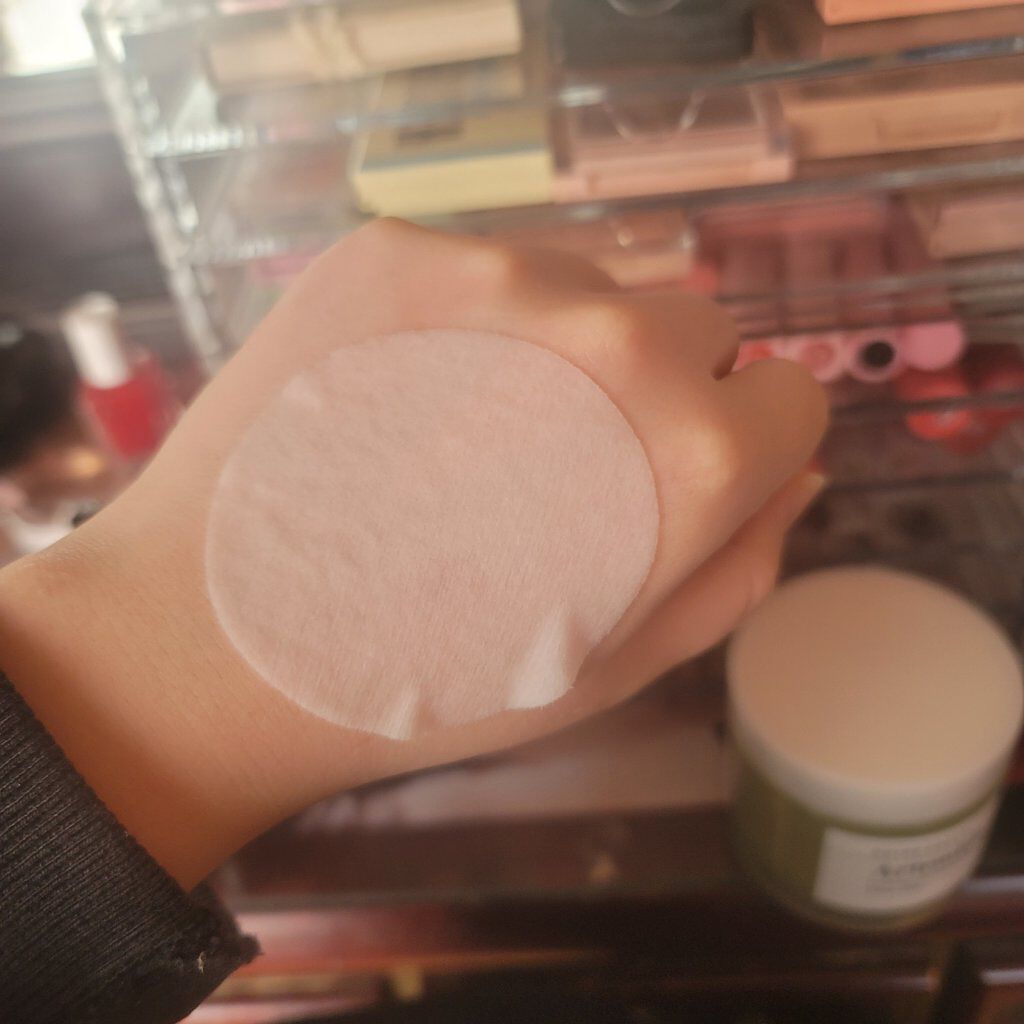 BRING GREEN カーミングバランストナーパッドのクチコミ「人気漫画、実写化されたドラマにも登場したパッドみたいです。

鎮静トナーパッドを화해 で探して.....」（3枚目）