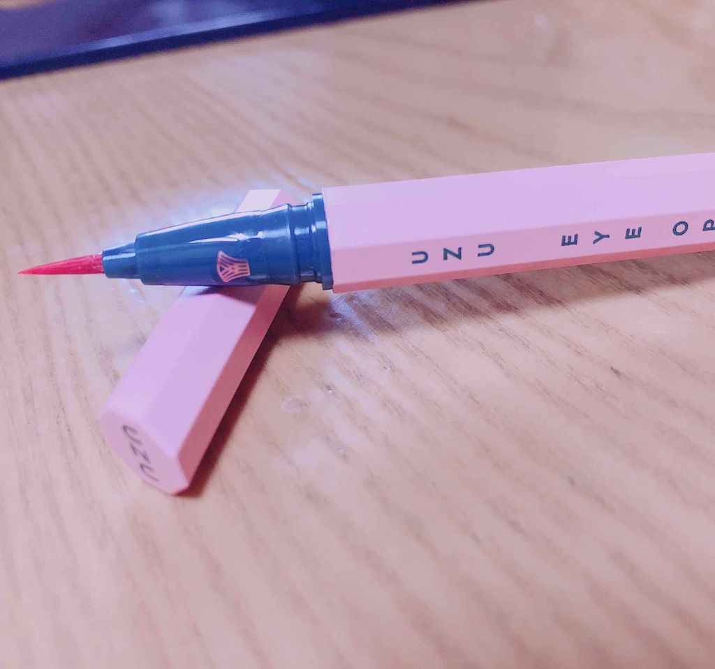 EYE OPENING LINER PINK/UZU BY FLOWFUSHI/リキッドアイライナーを使ったクチコミ（1枚目）