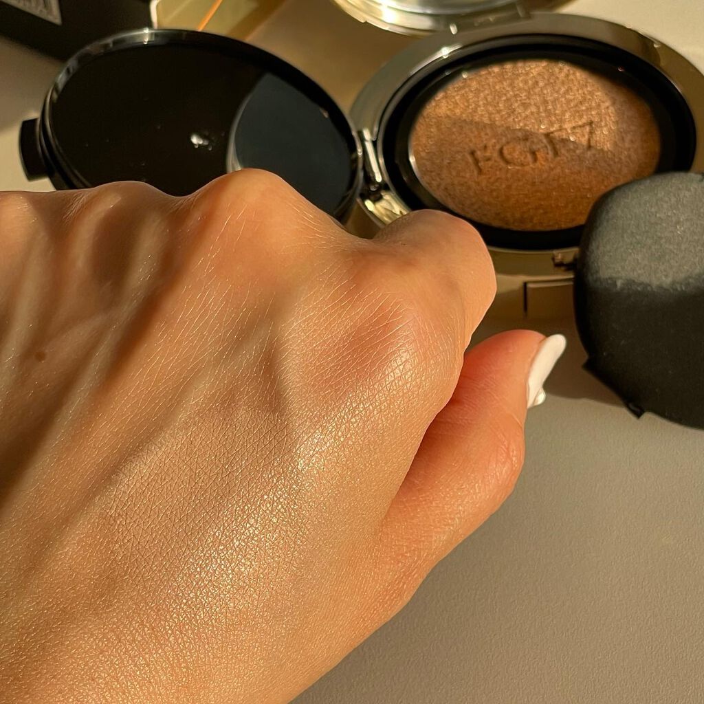 erikað£ð on LIPS ããCORALHAZEãâïžã³ãŒã©ã«ãã€ãºFGF7ãã€ããã»ã«ã¯..ãïŒ5æç®ïŒ