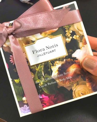 Flora Notis JILL STUART フレンチローズ ボディオイルのクチコミ「【⠀1st anniversary for Flora Notis⠀】

《2019年8月21.....」（2枚目）