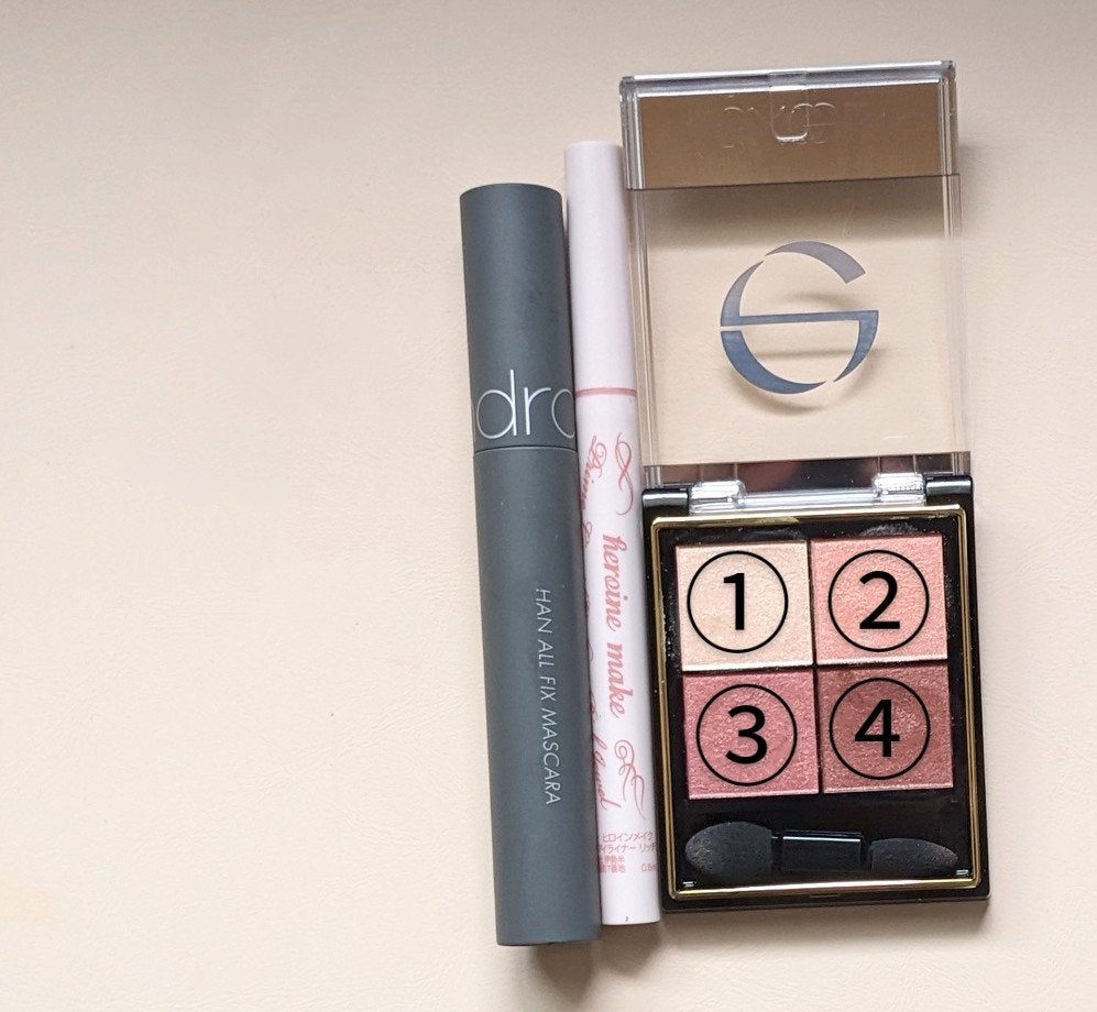 リアルクローズシャドウ/excel/アイシャドウパレットを使ったクチコミ(2枚目)