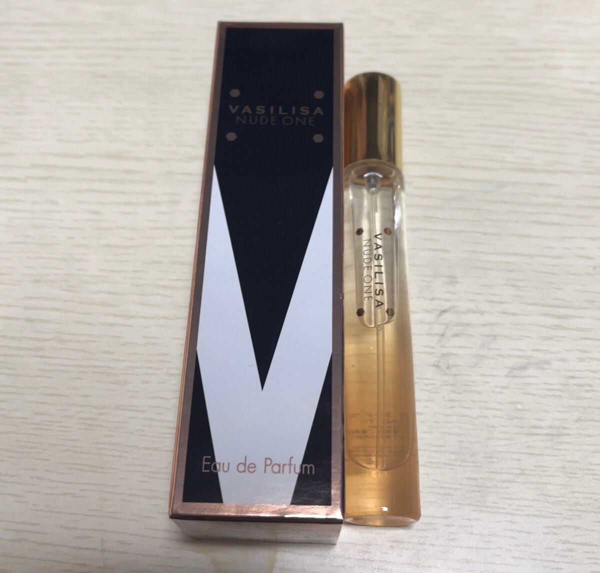 ヴァシリーサ ヌード ワン オードパルファム MINI/ヴァシリーサ/香水(レディース)を使ったクチコミ(2枚目)