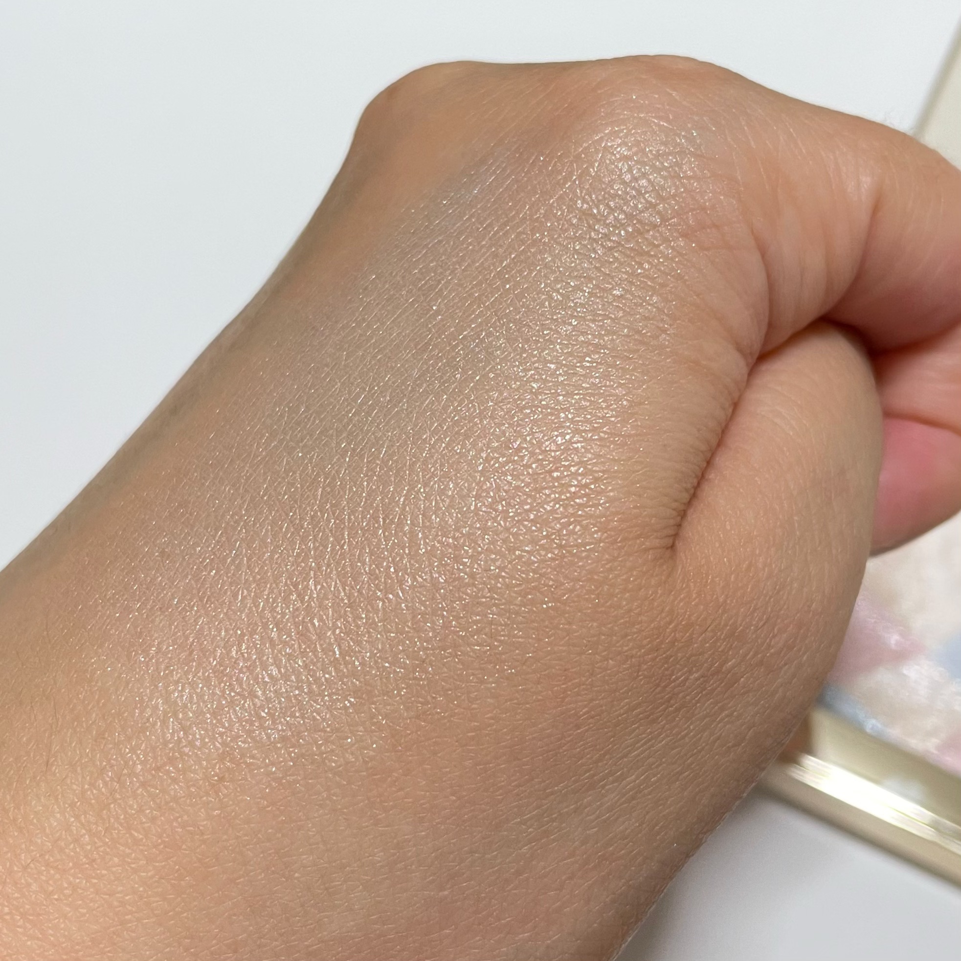 ル・レオスールデクラ /クレ・ド・ポー ボーテ/パウダーハイライトを使ったクチコミ（3枚目）