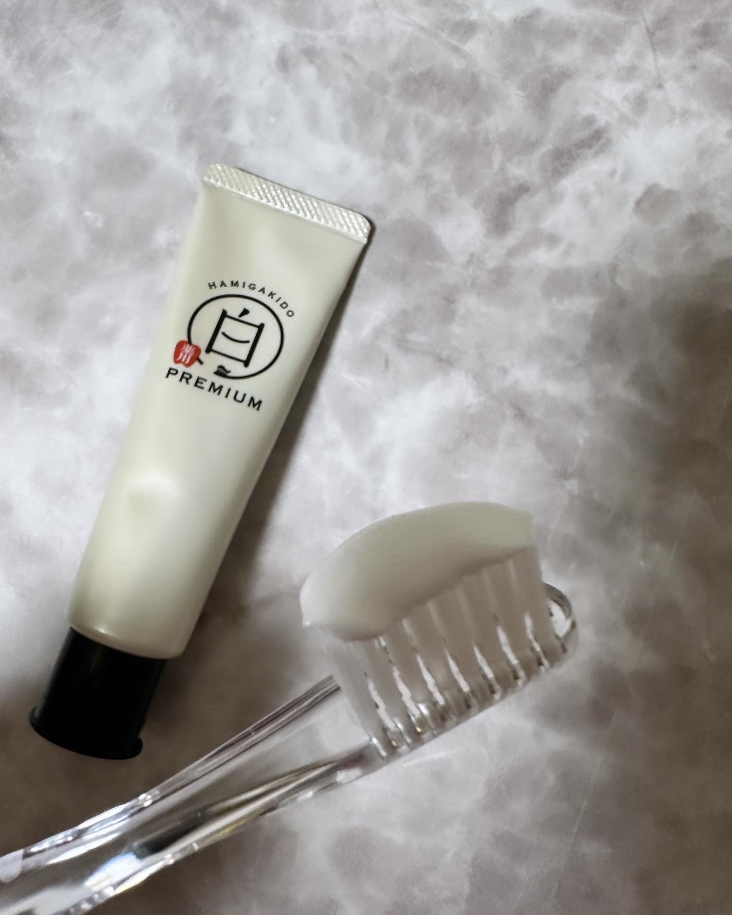 歯磨き堂 薬用ホワイトニングペースト プレミアム/歯磨き堂/歯磨き粉を使ったクチコミ（2枚目）