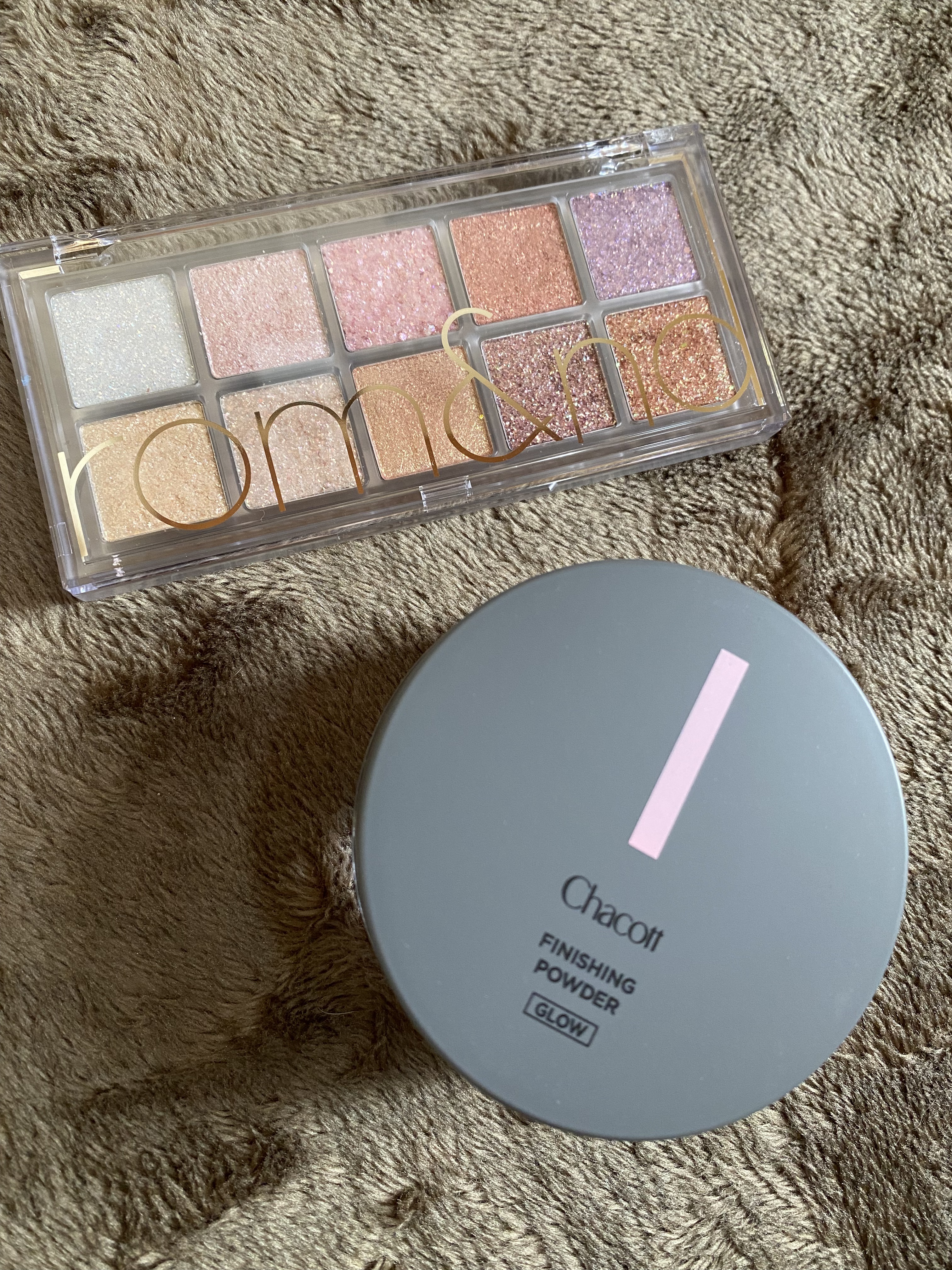 フィニッシングパウダー グロー 789 ハニー/チャコット・コスメティクス/ルースパウダーを使ったクチコミ（1枚目）