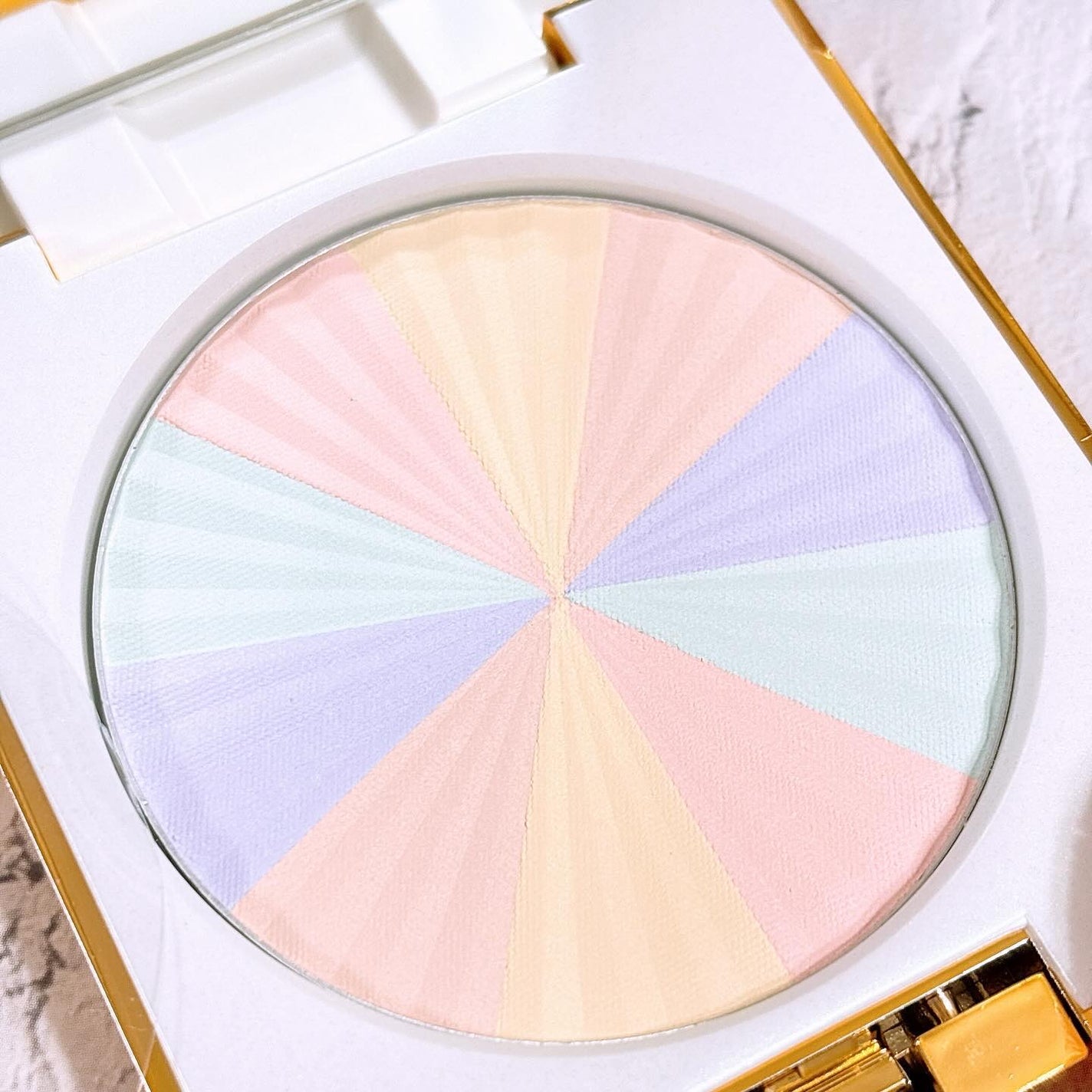 ステファニー サンブロック ルーセントパウダー Ⅲ/ステファニー/プレストパウダーを使ったクチコミ(2枚目)