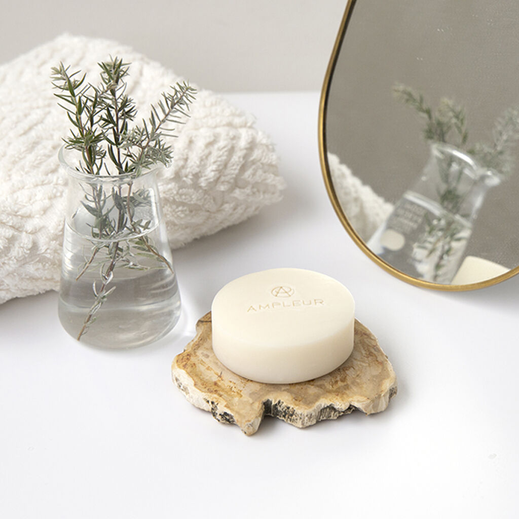 ブライトニングバー/アンプルール/洗顔石鹸を使ったクチコミ（1枚目）