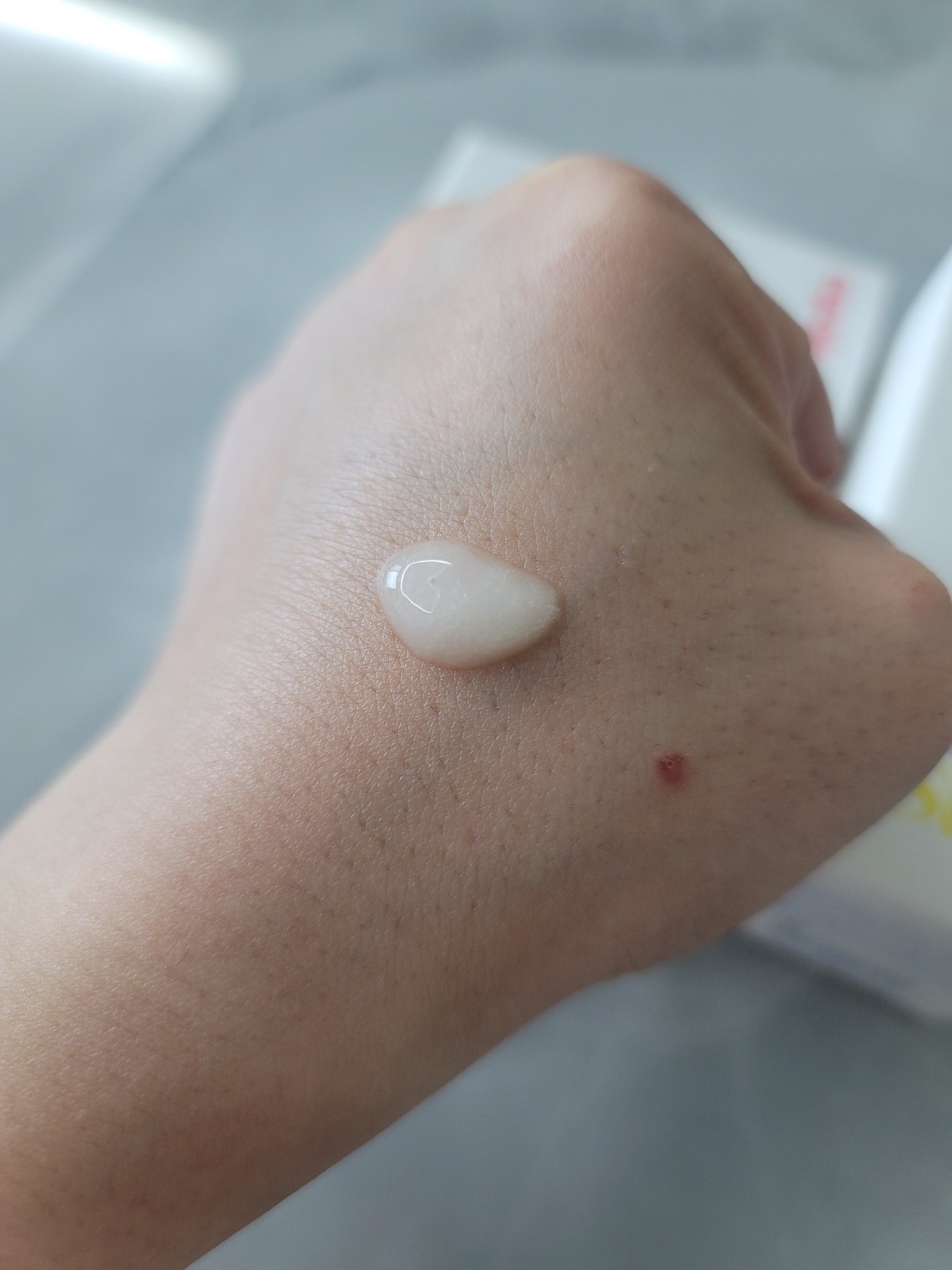 エスポア ウォータースプラッシュサンセラム/espoir/日焼け止めクリームを使ったクチコミ（3枚目）