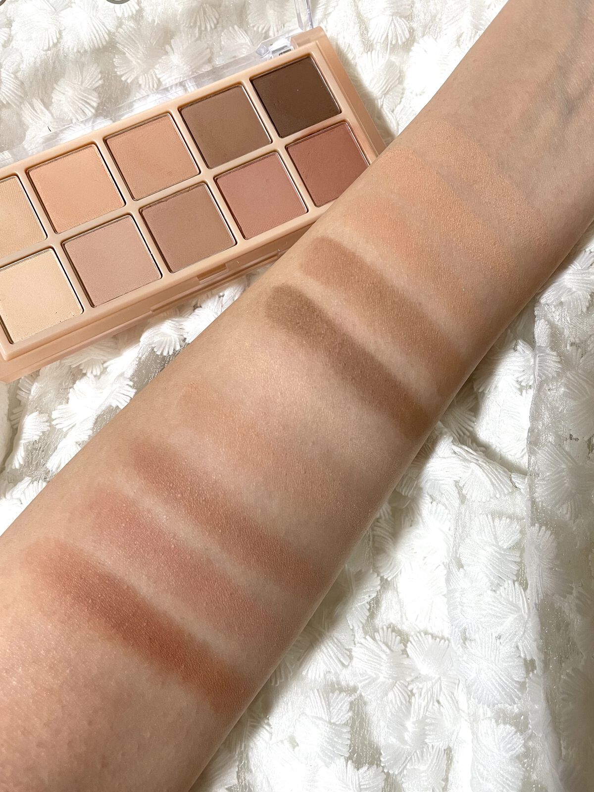 ベターザンパレット 05 シェイド＆シャドウガーデン(SHADE & SHADOW GARDEN)/rom&nd/アイシャドウパレットを使ったクチコミ（3枚目）