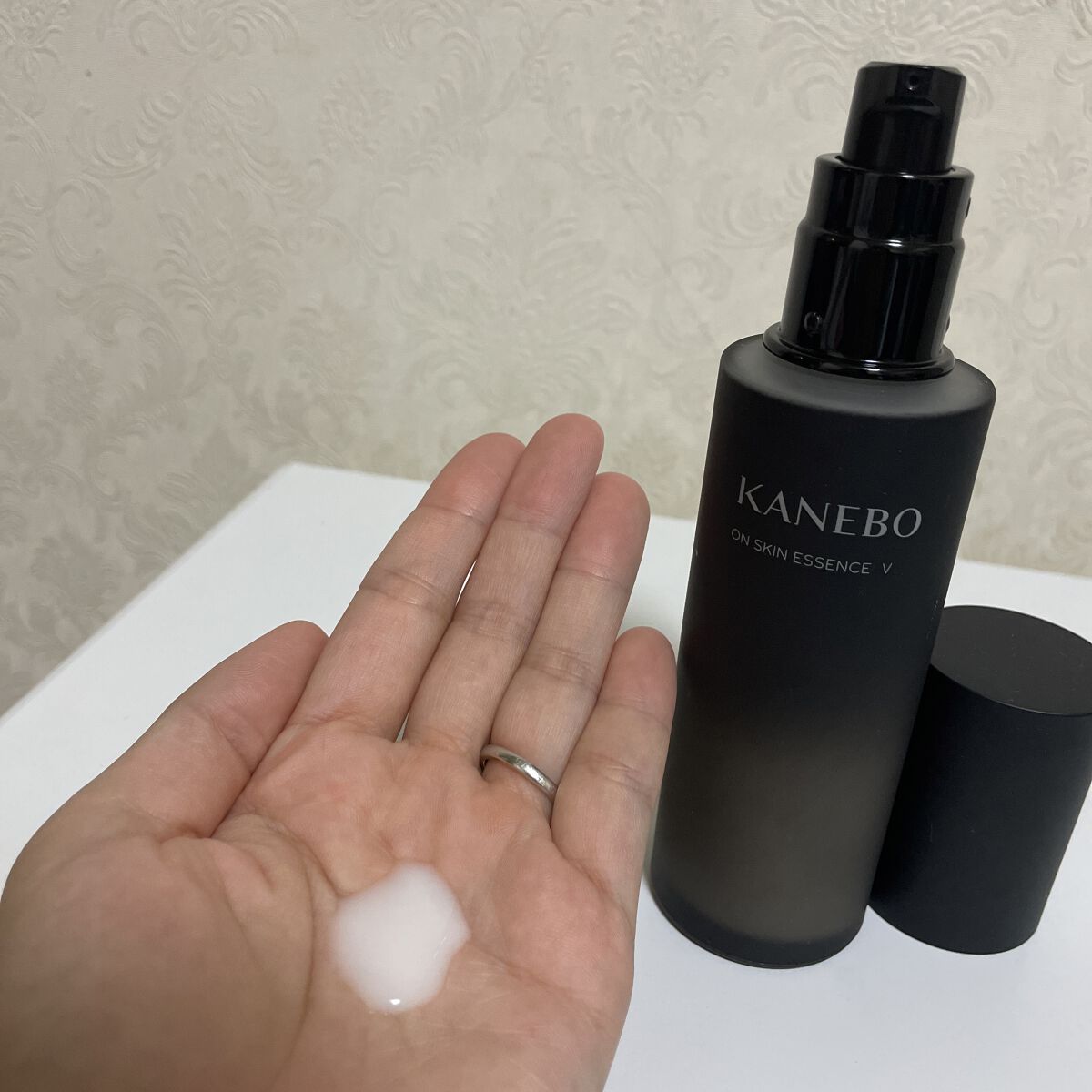 KANEBO カネボウ オン スキン エッセンス Vのクチコミ「✼••┈┈••✼••┈┈••✼••┈┈••✼••┈┈••✼
KANEBO
カネボウ オン スキ.....」（3枚目）