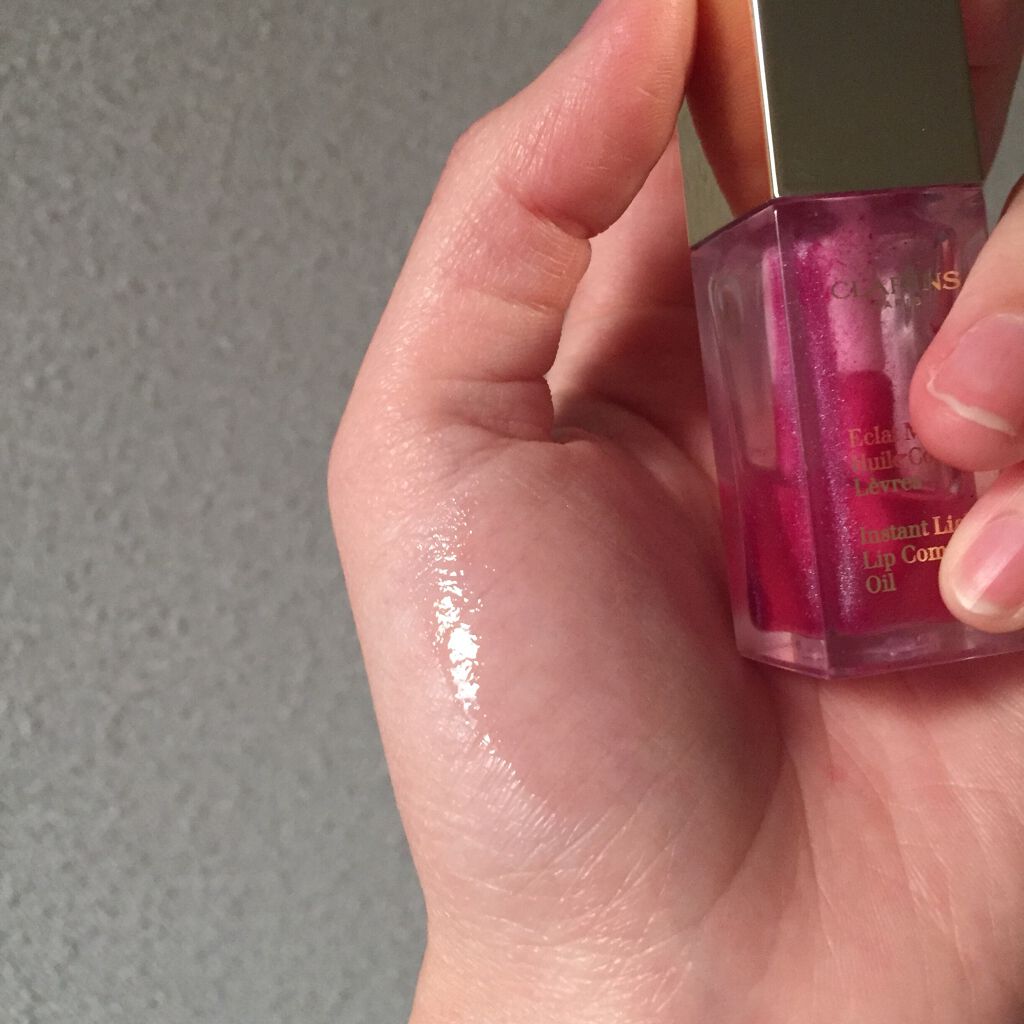 コンフォート リップオイル  02 rassberry /CLARINS/リップグロスを使ったクチコミ（2枚目）