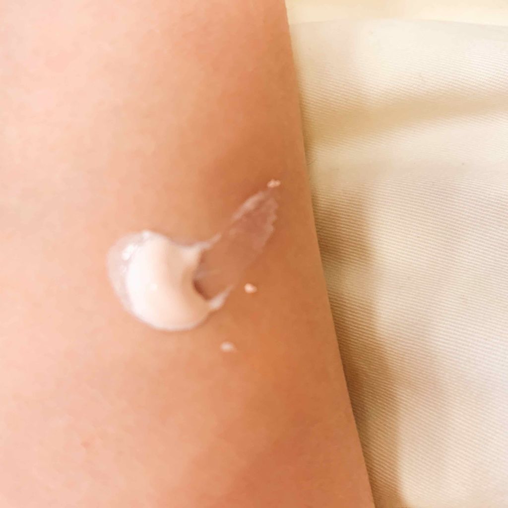 純白専科 すっぴん朝雪美容液/SENKA（専科）/美容液を使ったクチコミ（2枚目）