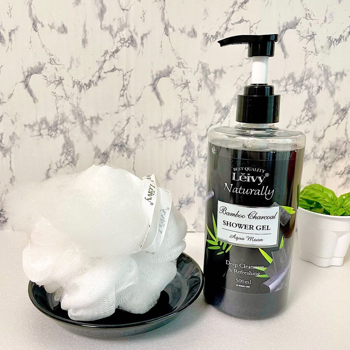 レイヴィー ファンタジーボディーシャンプー バンブーチャコール/Leivy/ボディソープを使ったクチコミ(1枚目)