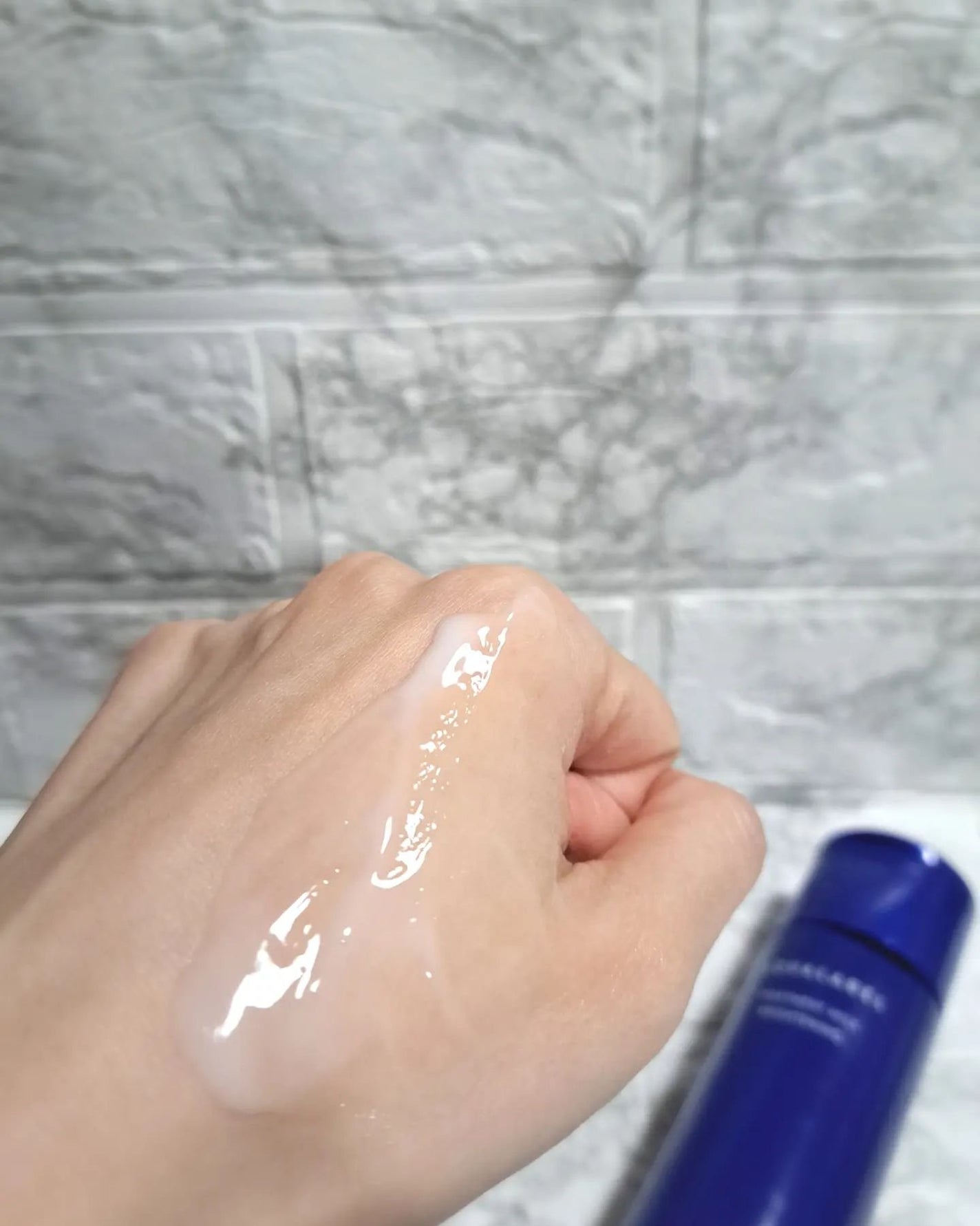 トリートメントミルク(ブライトニング) しっとり/アクアレーベル/乳液を使ったクチコミ(6枚目)