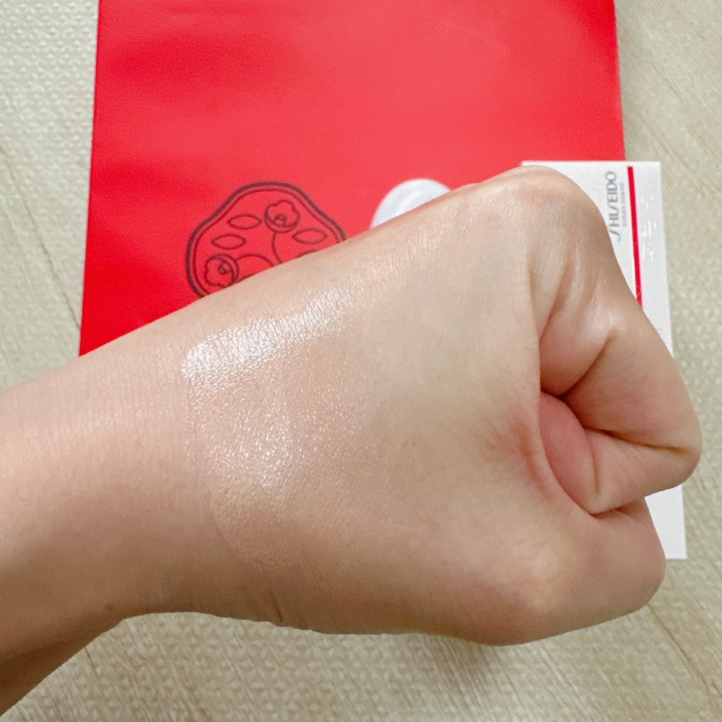 エッセンス スキングロウ ファンデーション/SHISEIDO/リキッドファンデーションを使ったクチコミ(3枚目)