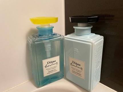 ダイアン ブルージャスミンの香り/シャンプー&トリートメントのクチコミ「シャンプーは泡立ちがいいかな。
トリートメントは毛先まで馴染ませやすい!
指通りがよくなる
.....」(1枚目)