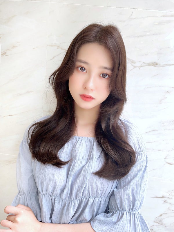 ロングヘアの女性