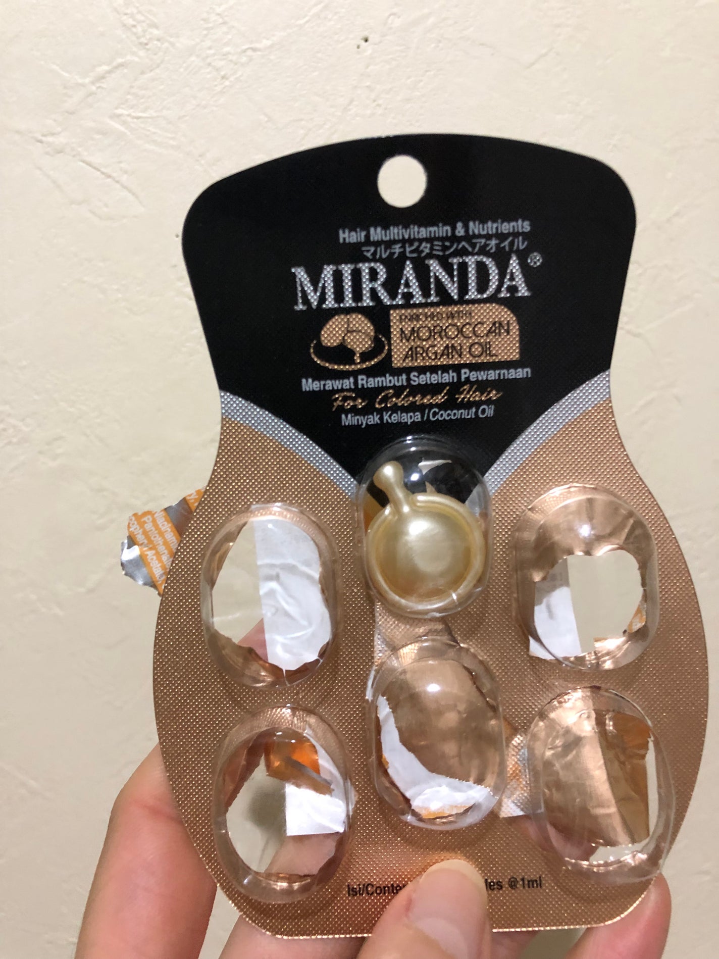 ヘアビタミン カラーケアヘアオイル/MIRANDA/ヘアオイルを使ったクチコミ(1枚目)