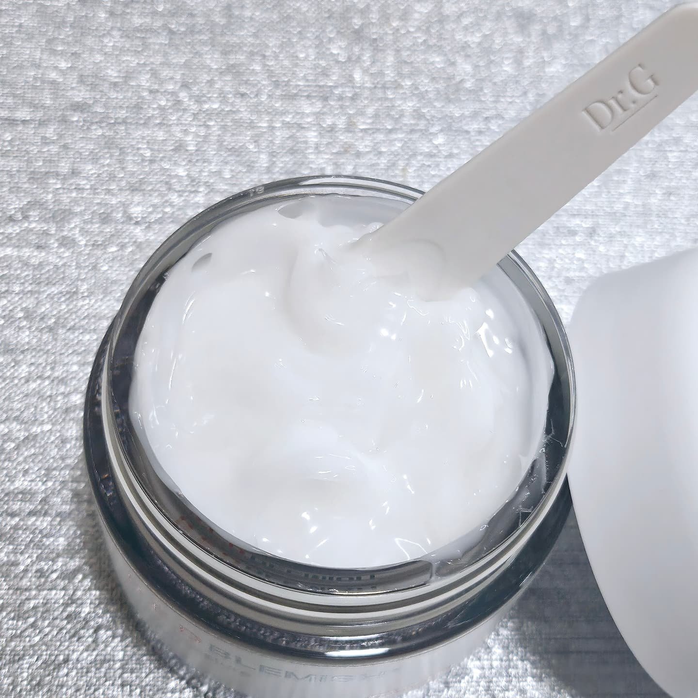 レッドB・Cスムージングクリーム/Dr.G/フェイスクリームを使ったクチコミ（3枚目）