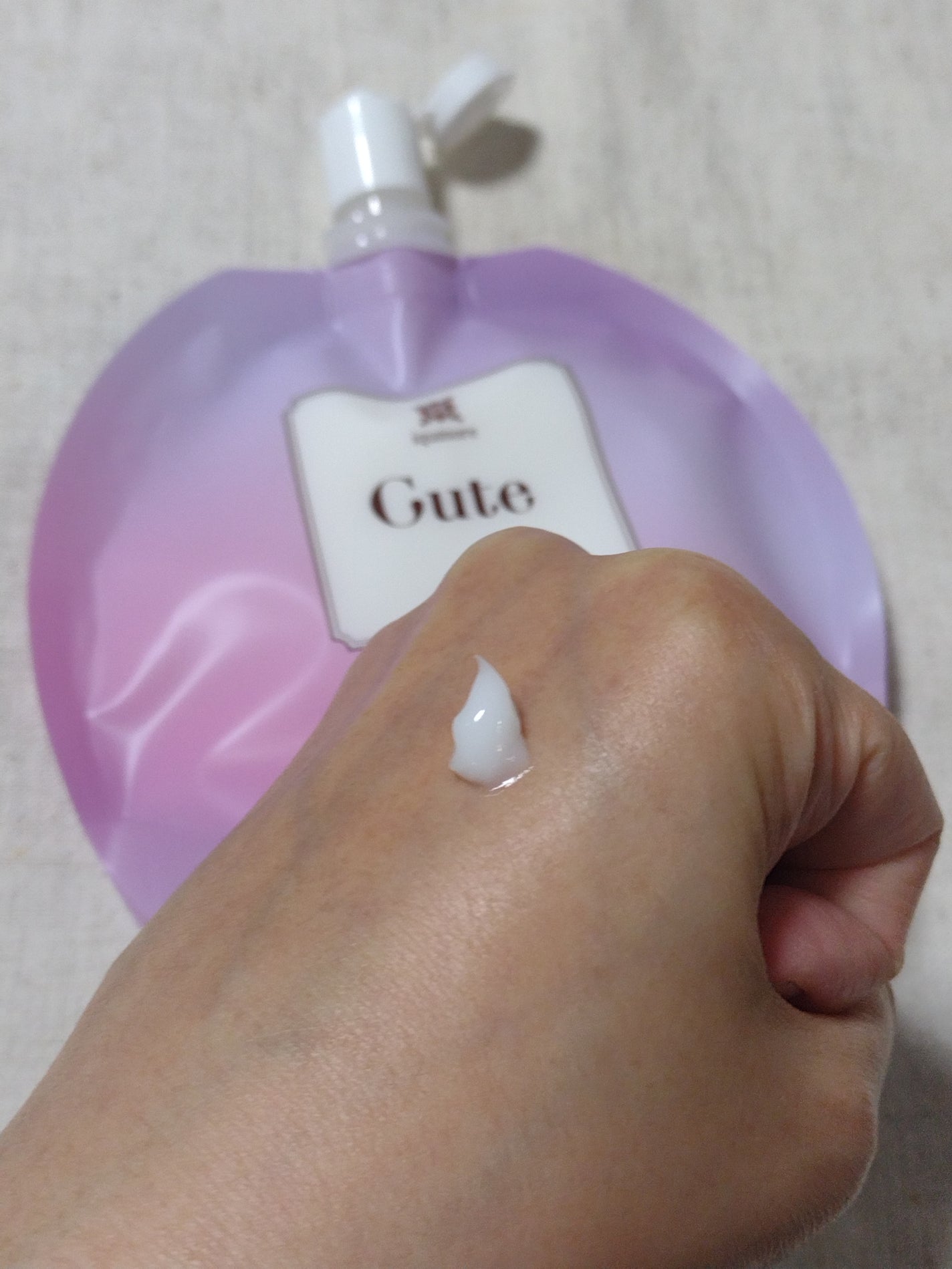 イクモアキュートオーロラヘアマスク/iqumore/ヘアマスク・ヘアパックを使ったクチコミ(1枚目)