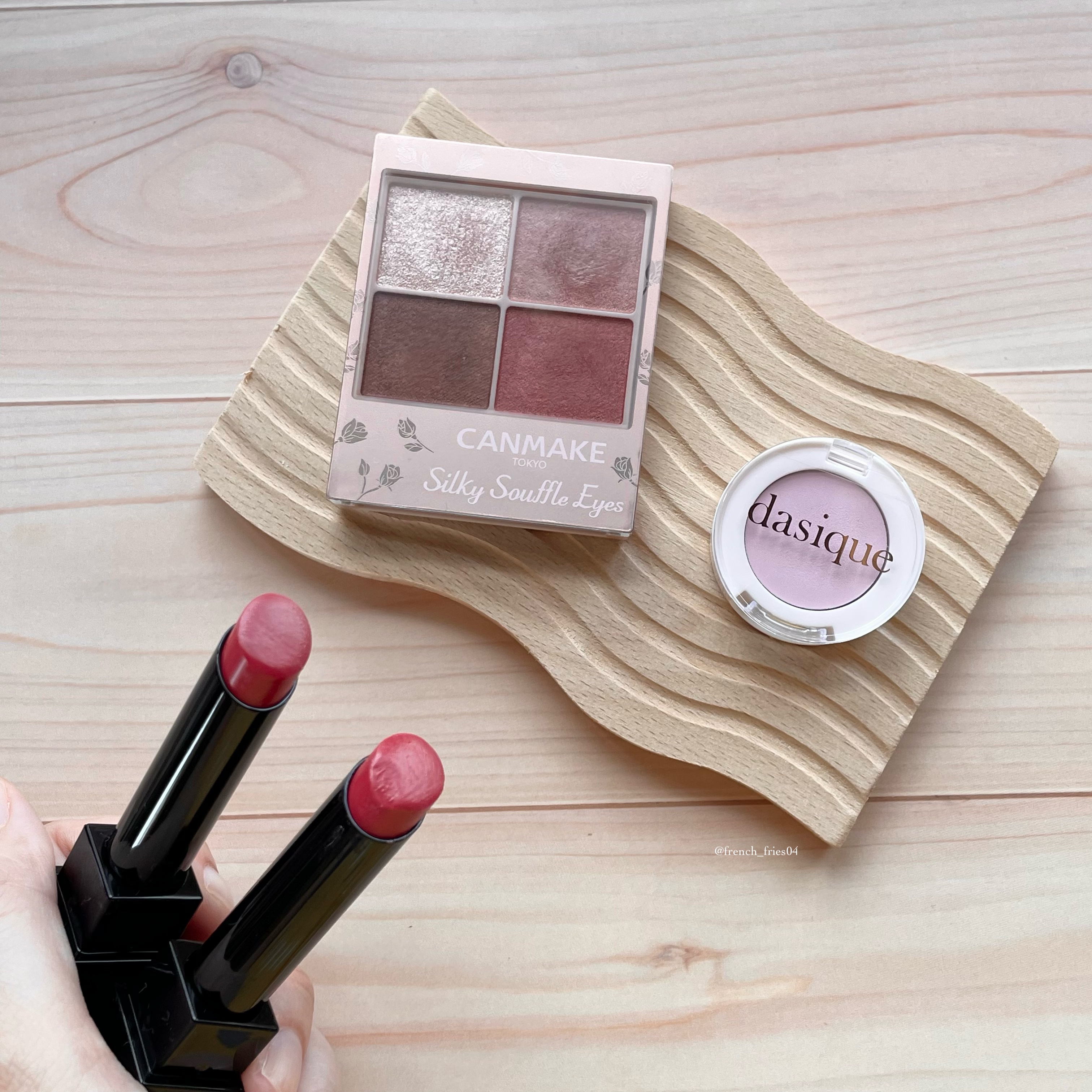 クリーミータッチライナー/キャンメイク/ジェルアイライナーを使ったクチコミ（2枚目）