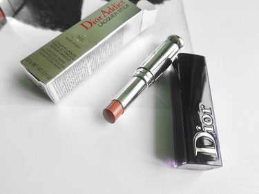 ディオール アディクト ラッカー スティック 323 ヌード デザート（生産終了）/Dior/口紅を使ったクチコミ（2枚目）