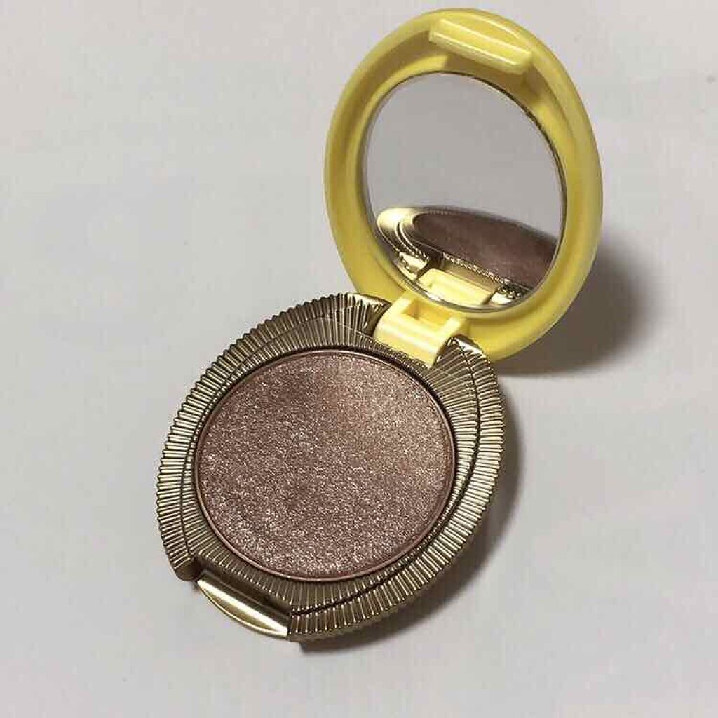 グリタリング アイカラー/レ・メルヴェイユーズ ラデュレ/単色アイシャドウを使ったクチコミ(2枚目)