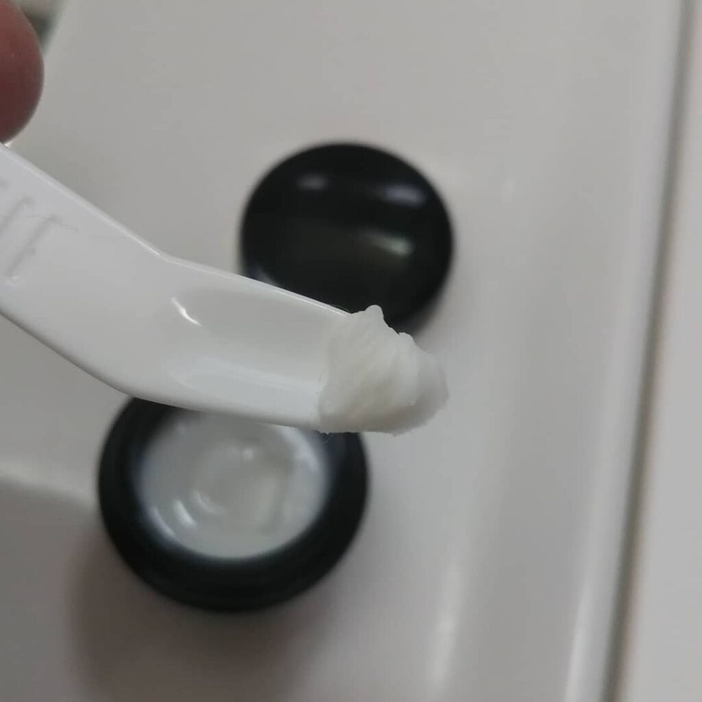 PCCプレミアムエッセンスFIV/PCCアンチエイジングブランド/美容液を使ったクチコミ(3枚目)