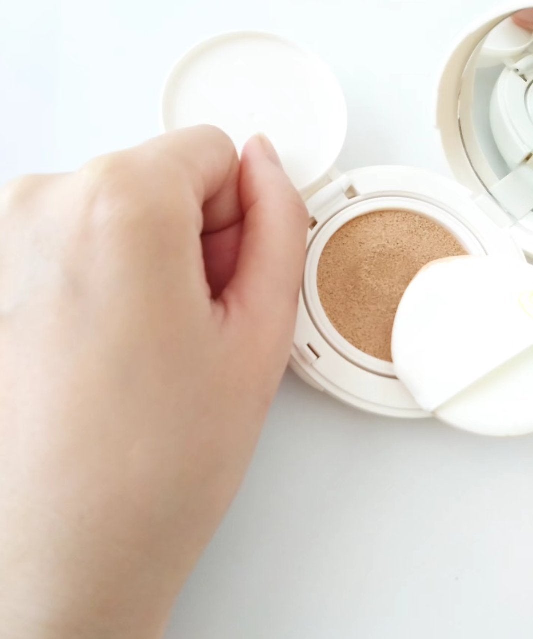 ヌーディステディクッション/SUREBASE/クッションファンデーションを使ったクチコミ(4枚目)