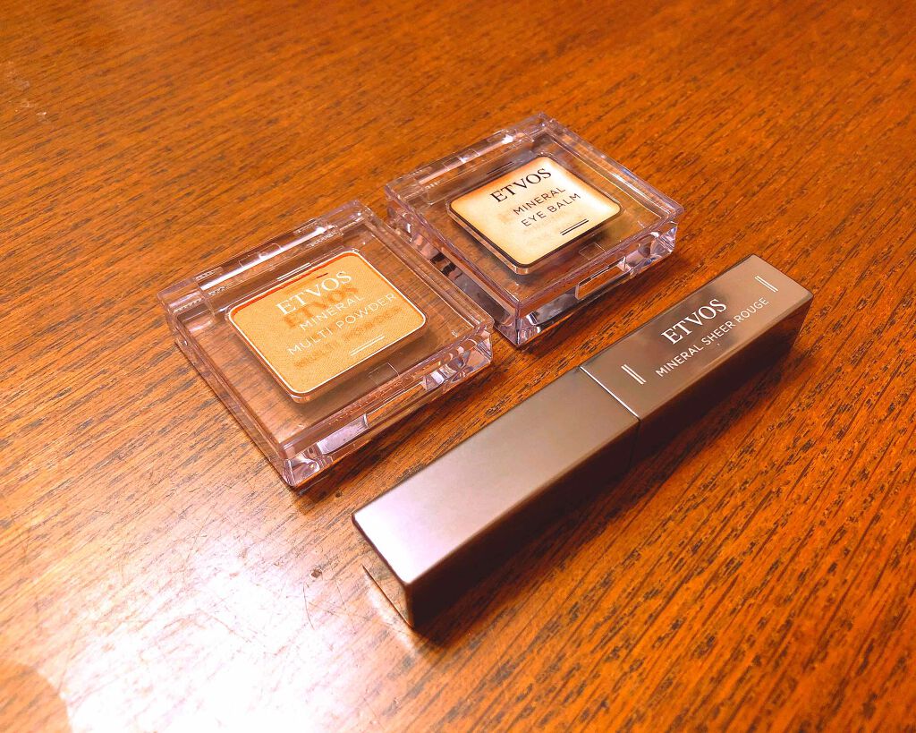 ミネラルシアールージュ/エトヴォス/口紅を使ったクチコミ（2枚目）