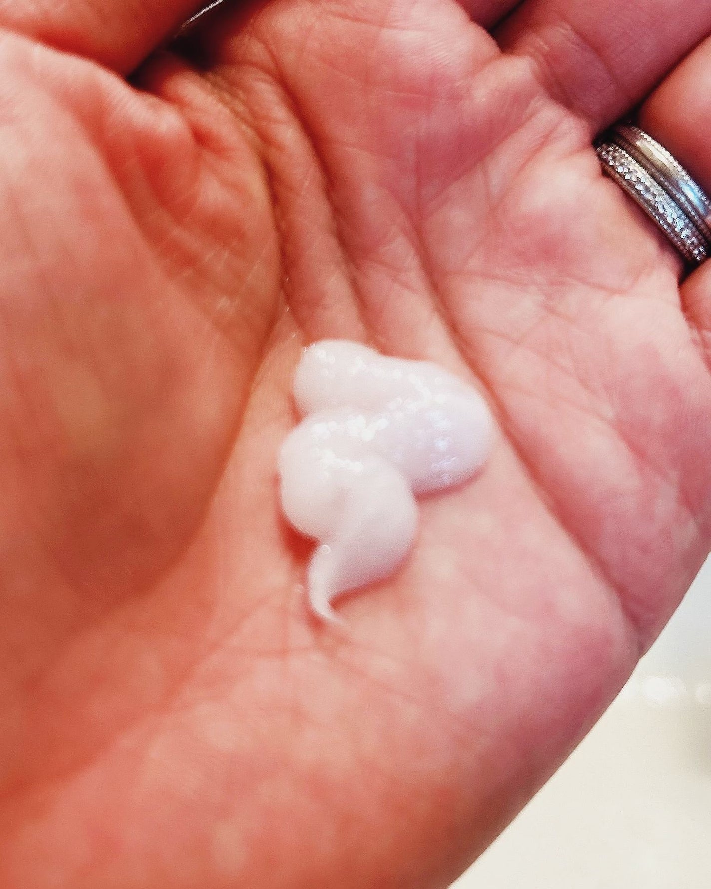 リフレッシュモーメントパフュームシャンプー/トリートメント Jeju Camellia/Free Moment /市販シャンプーを使ったクチコミ(4枚目)