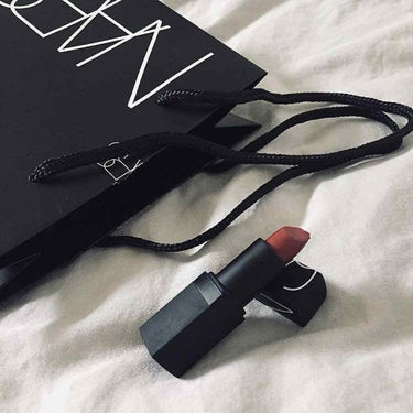 リップスティック(旧)/NARS/口紅を使ったクチコミ（1枚目）