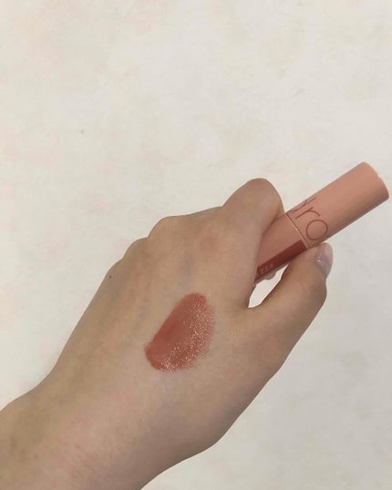 ジューシーラスティングティント/rom&nd/リップティントを使ったクチコミ(2枚目)