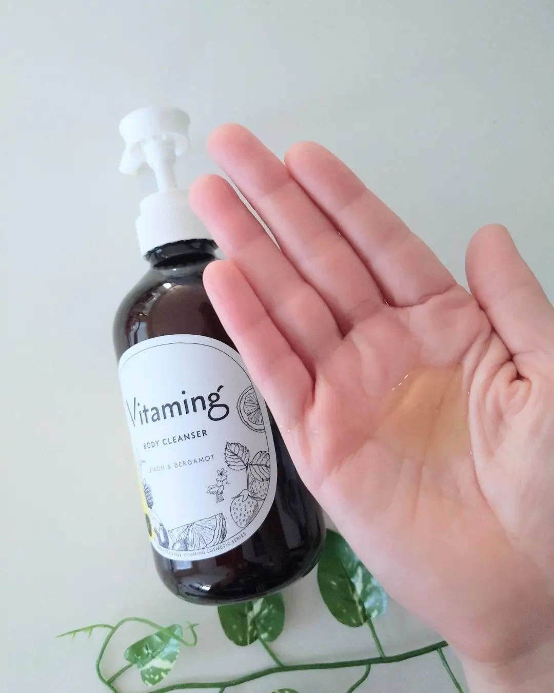 リフレッシングボディソープ(レモン&ベルガモットの香り)/Vitaming/ボディソープを使ったクチコミ(2枚目)