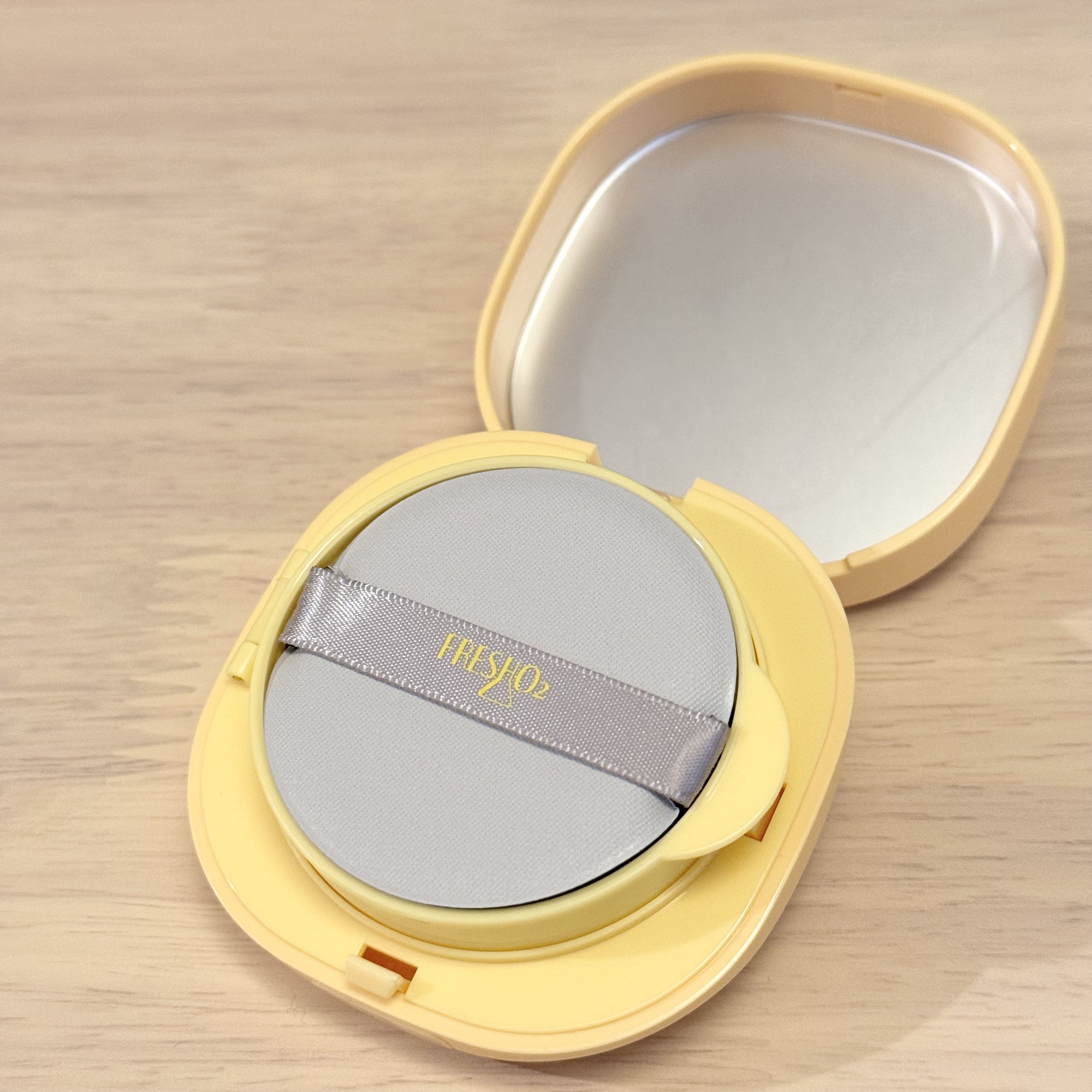 クラウドオールウェイズオン クッションファンデ ーション/FRESHO2/クッションファンデーションを使ったクチコミ（2枚目）