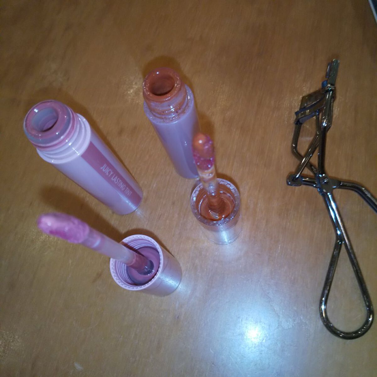 ジューシーラスティングティント/rom&nd/リップティントを使ったクチコミ（2枚目）