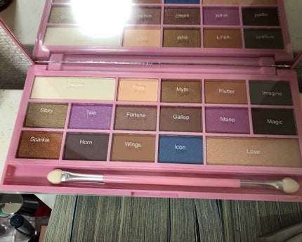 アイラブチョコレート/MAKEUP REVOLUTION/アイシャドウパレットを使ったクチコミ(2枚目)