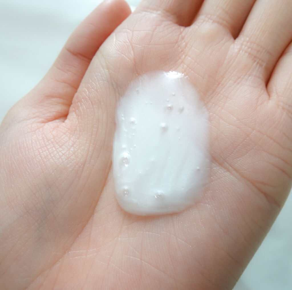 La'dor WONDER BUBBLE SHAMPOOのクチコミ「La'dor
WONDER BUBBLE SHAMPOO


乾燥してパサツキがちな髪に
水分.....」（2枚目）