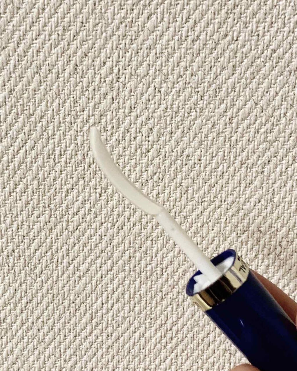 ラッシュ セラム/ロレアル パリ/まつげ美容液を使ったクチコミ（2枚目）