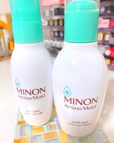 ❤︎MINON❤︎
ミノンアミノモイスト BL 
化粧水・乳液

これば敏感肌の方、混合肌の方向けの化粧水・乳液です。

私は顎まわりや鼻まわりのニキビが出来やすく、悩まされていました。

乾燥からくる