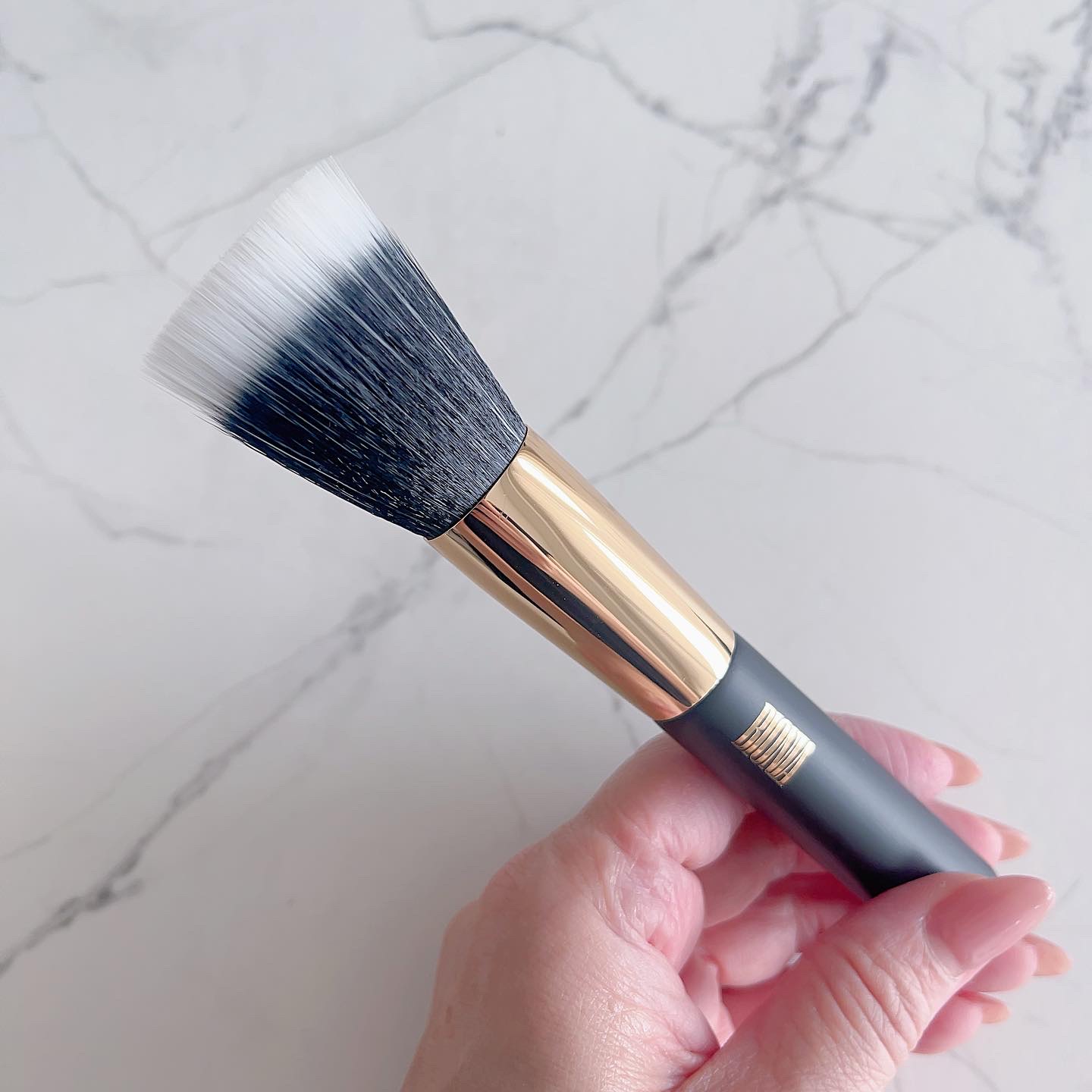 BIONIA エアファンデーションブラシ/コラリッチ/メイクアップキットを使ったクチコミ（2枚目）