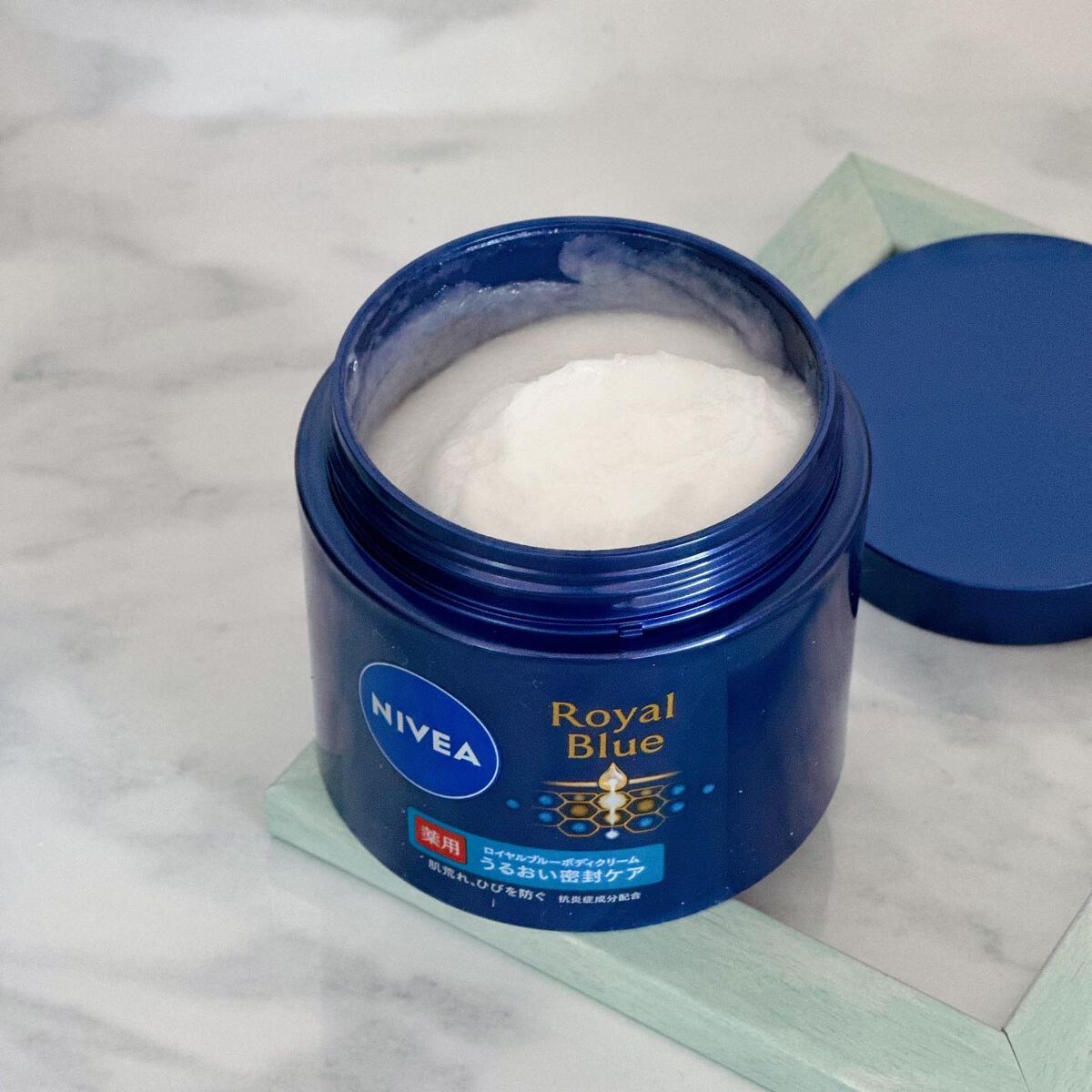 ニベア ロイヤルブルーボディクリーム うるおい密封ケア/ニベア/ボディクリームを使ったクチコミ（2枚目）