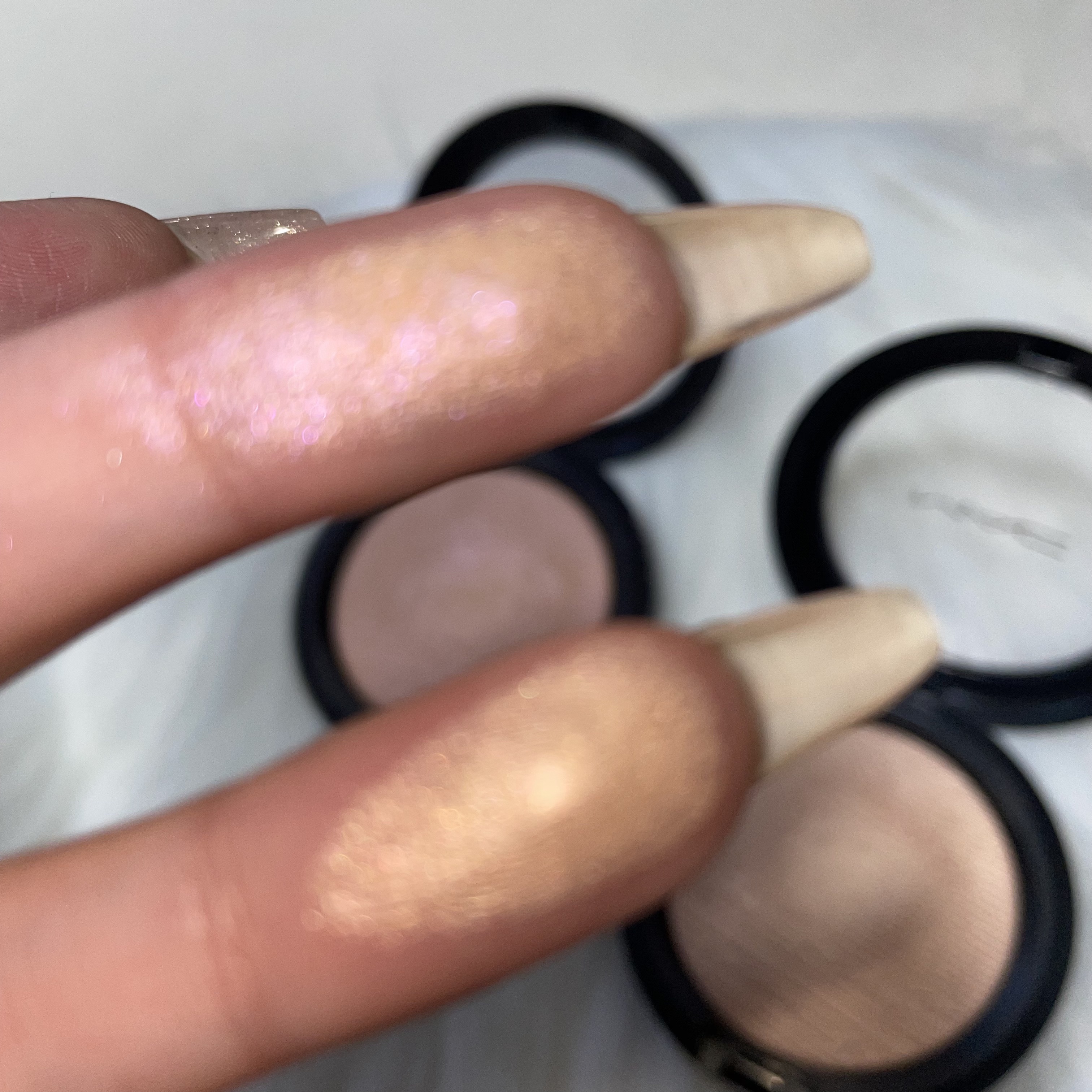 エクストラ ディメンション スキンフィニッシュ/M・A・C/プレストパウダーを使ったクチコミ（3枚目）